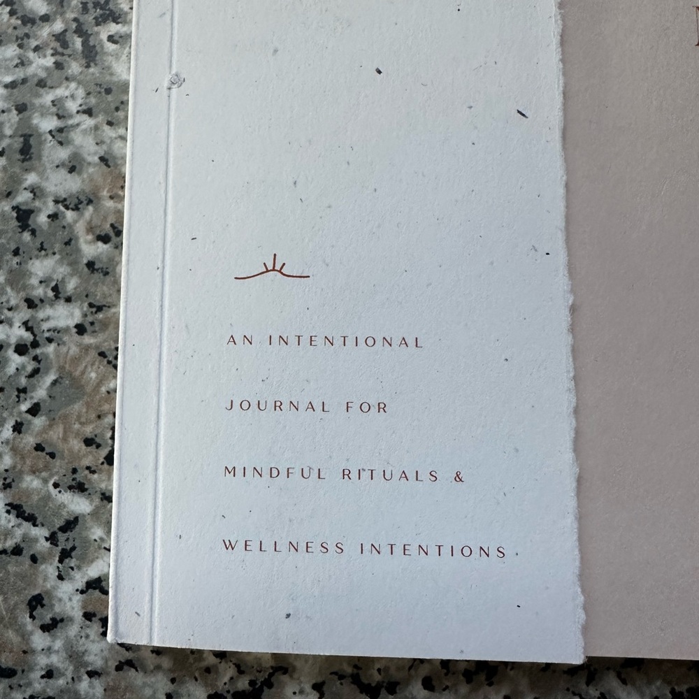 Wilde House | Paper Rituals & Wellness Journal - Picture 2 of 4